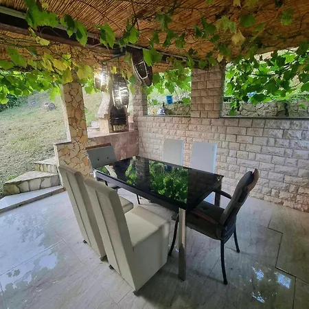 Garden House *